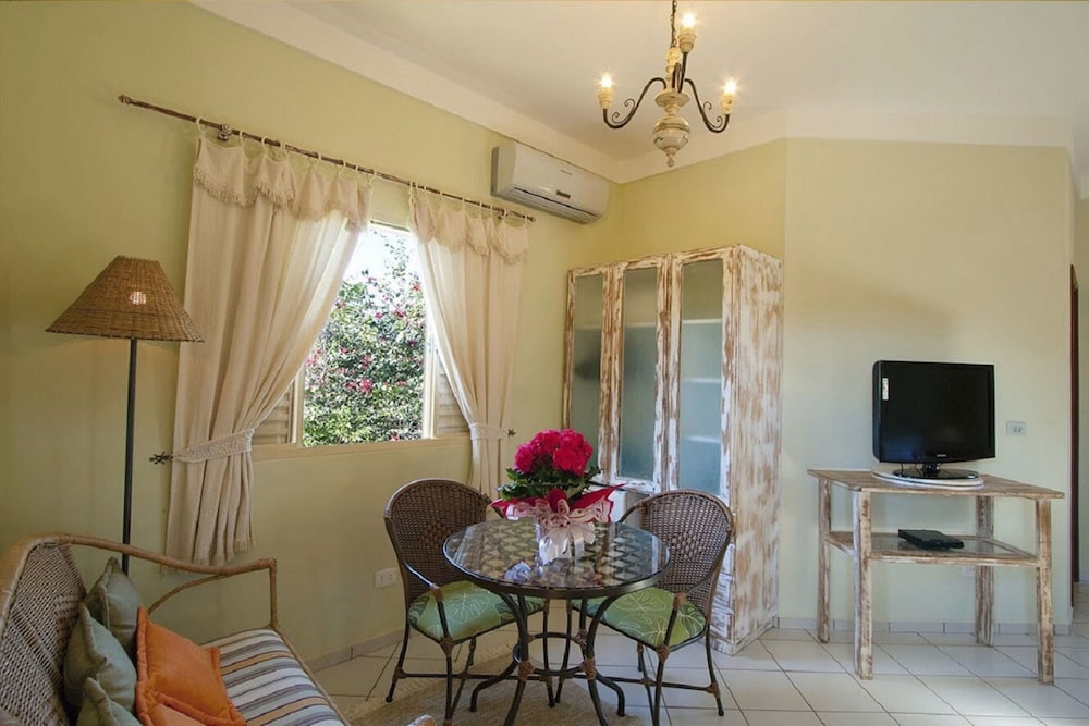 Luxury Double Room, 4 Bedrooms (Special) - Photo 14