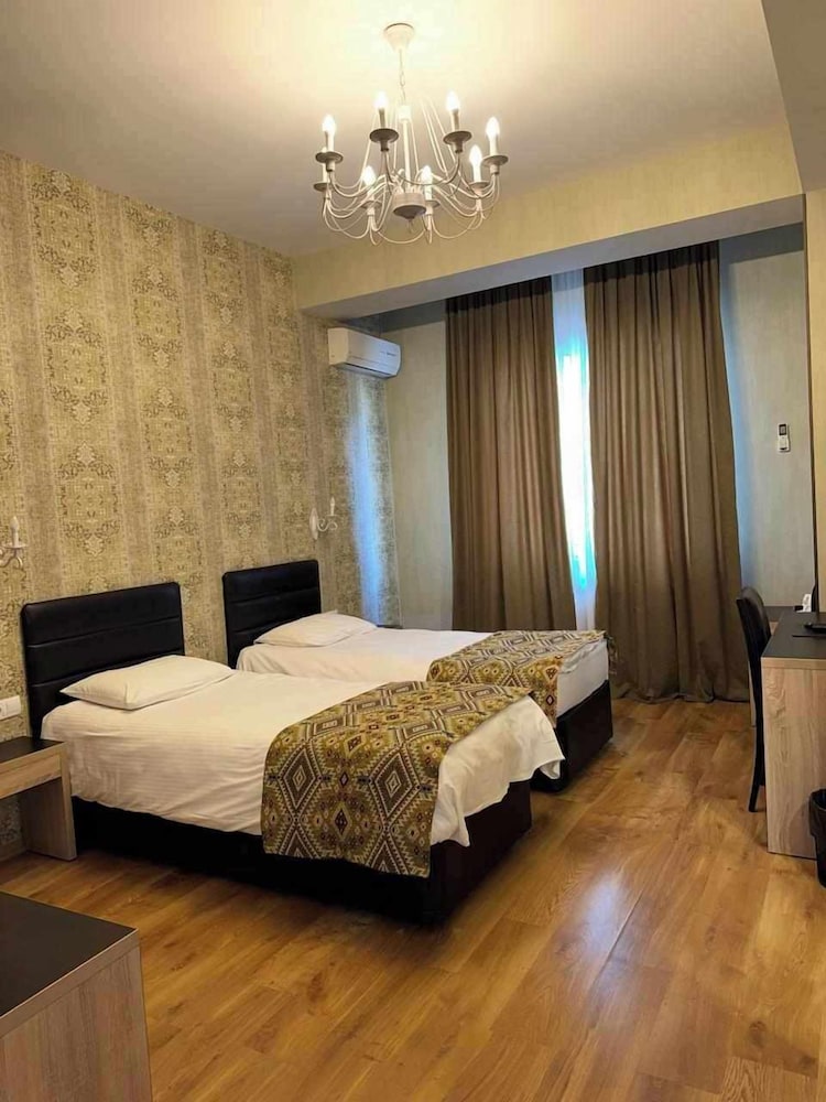 Family Quadruple Room, Balcony photo 2