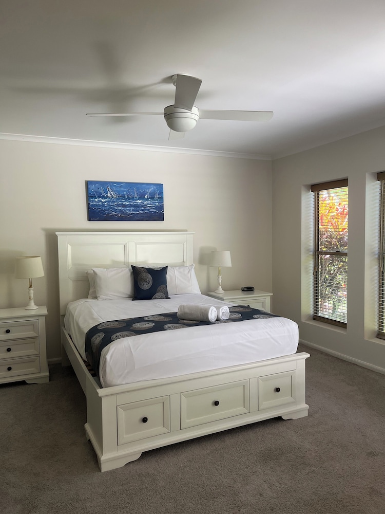 Executive Villa photo 3