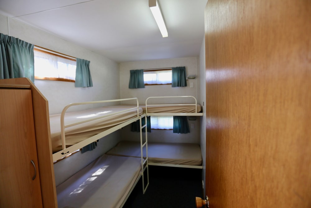Lucas Cabin photo 1