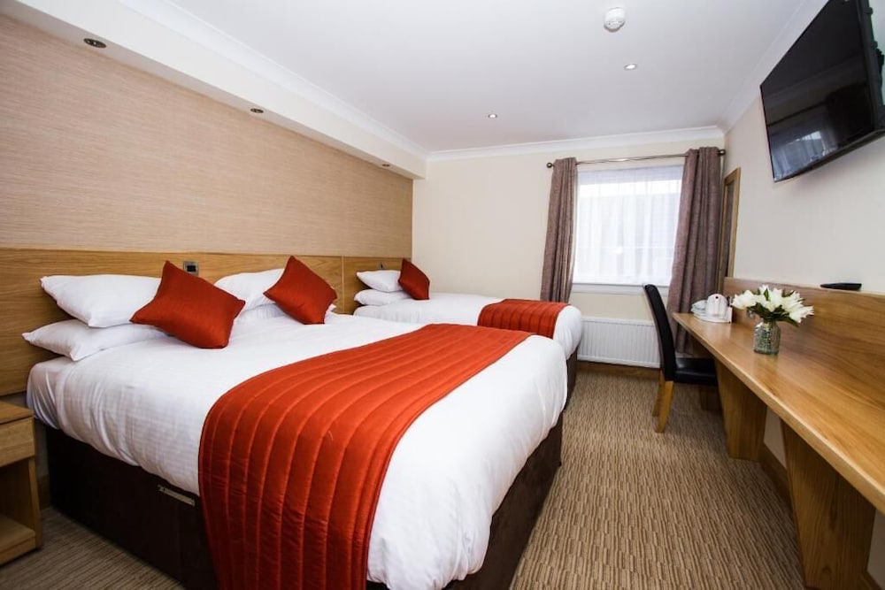 Standard Suite, Ensuite photo 2