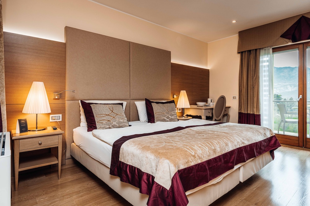 Double Room, Balcony (Belvedere)