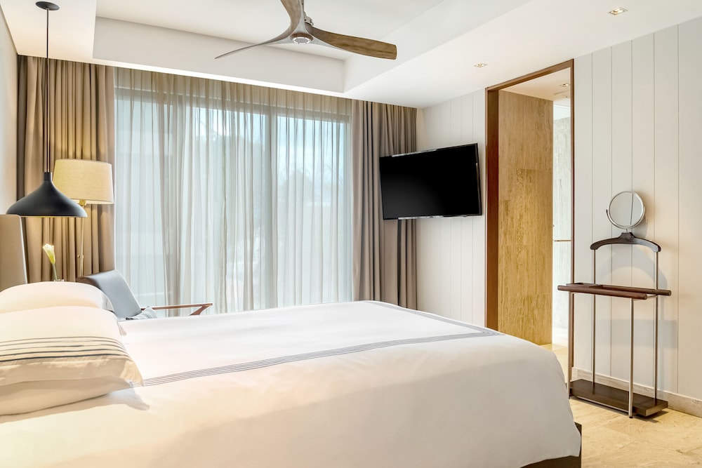 Available room