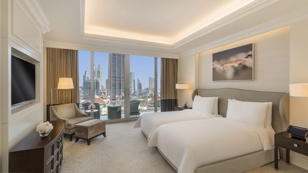 Grand Suite, 1 King Bed, City View (Grand Suite) photo 1