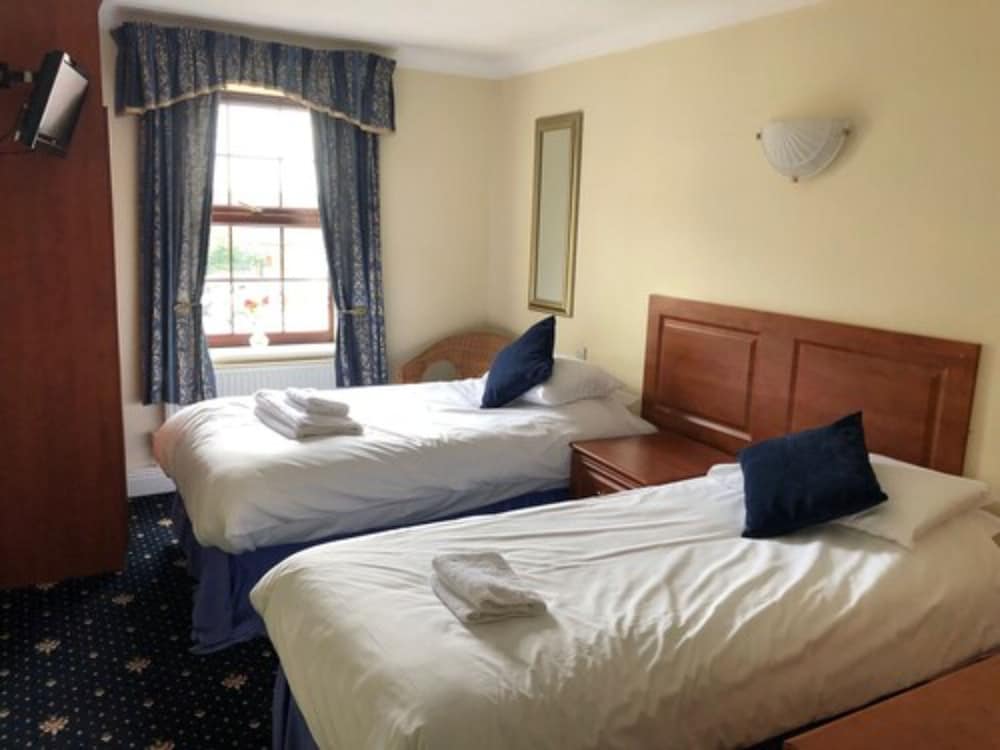 Deluxe Double or Twin Room, Private Bathroom photo 3