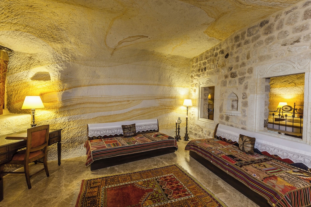 King Suite - Photo 7