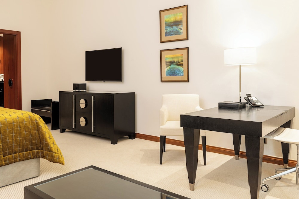 Premier Room, 1 King Bed