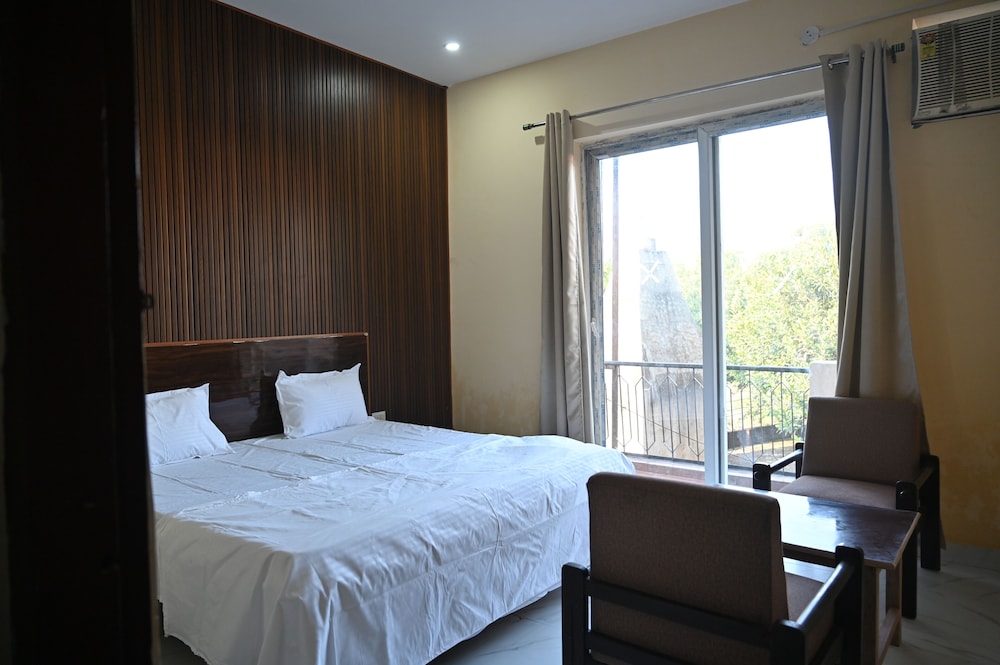 Comfort Double Room, Balcony, Hill View