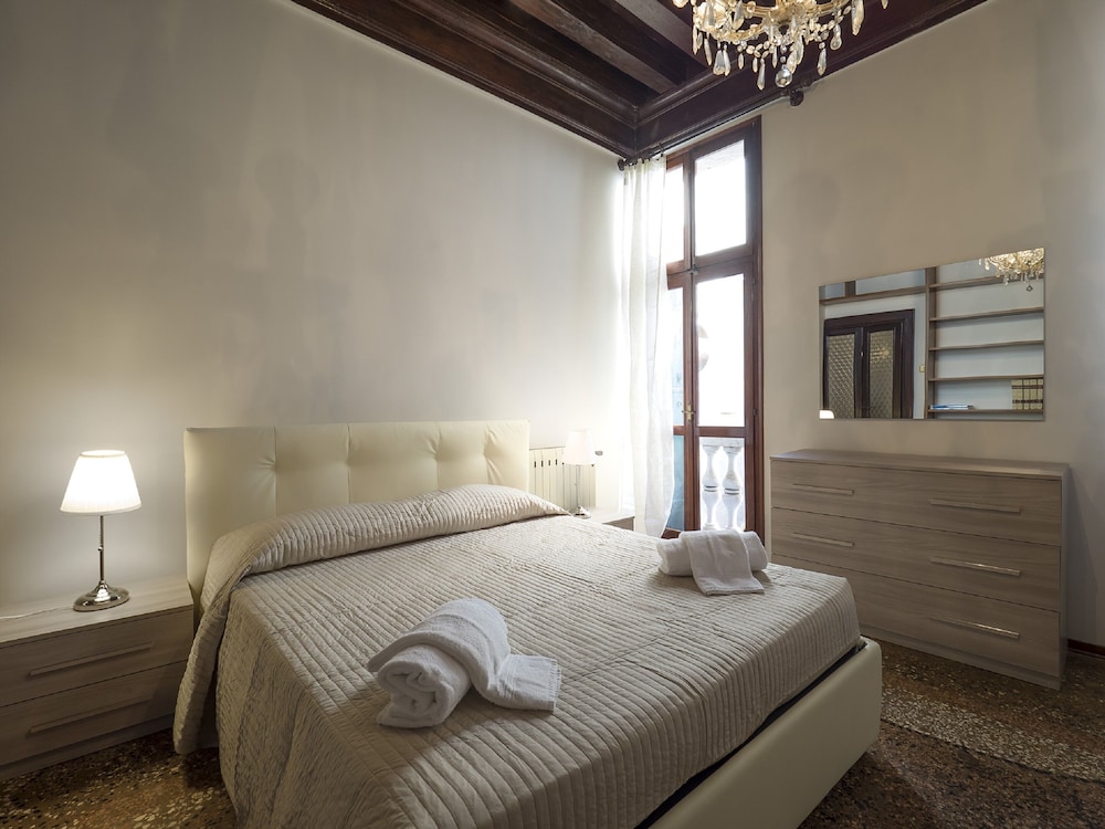 Schiavoni Apartment , 3 Bedrooms photo 3
