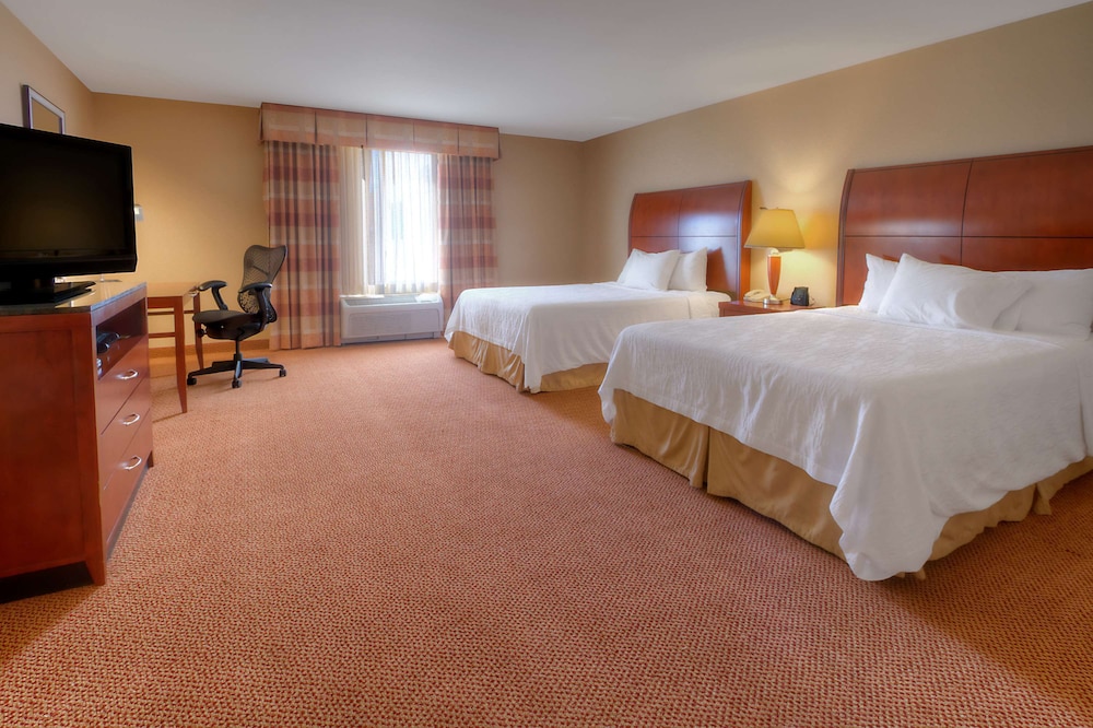 Room, Accessible, Microwave (Mobility and Hearing) - Photo 1