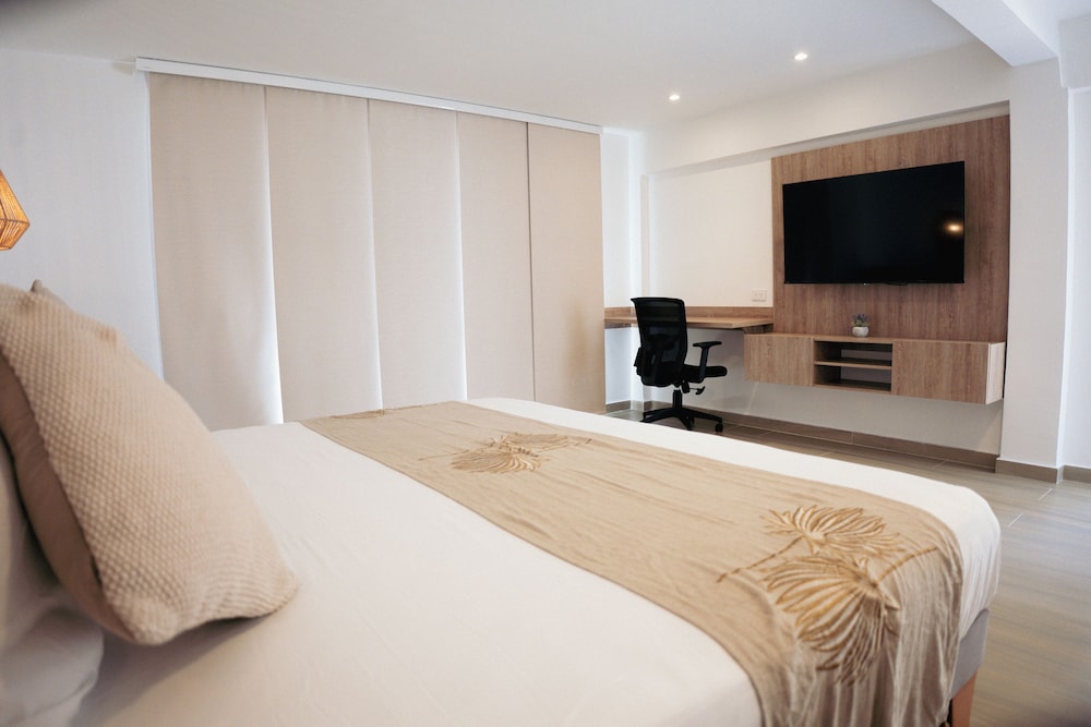 Suite, Sea View