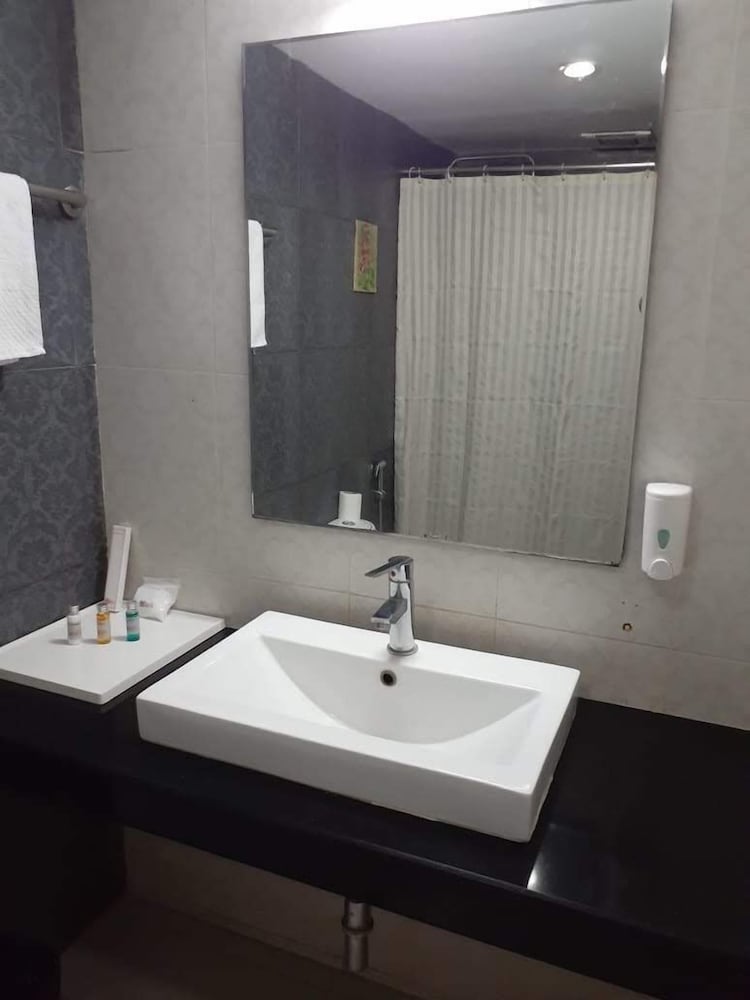 Deluxe Single Room, 1 Twin Bed - Photo 5