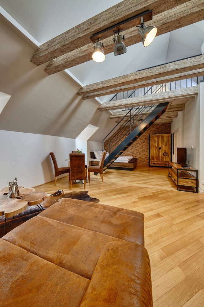 City Studio Suite