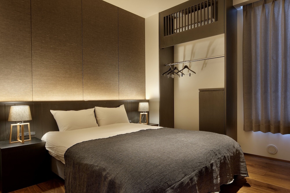 PENTHOUSE SUITE, Non Smoking - Photo 10
