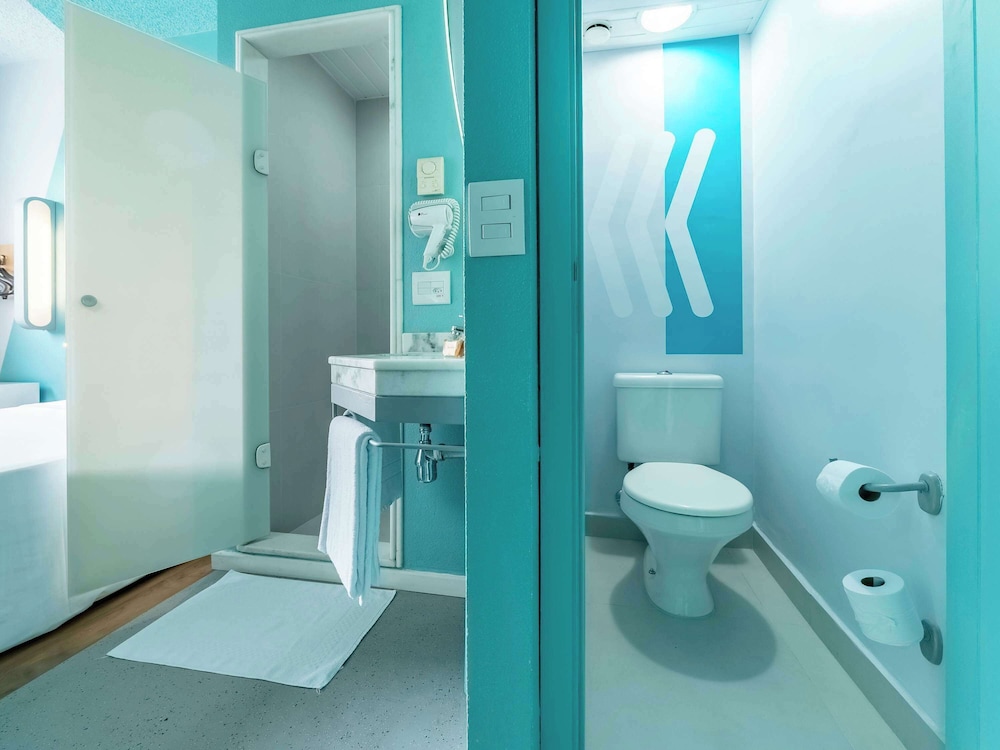 Superior Room, 1 Double Bed (Mini Bar and Hairdryer) photo 3