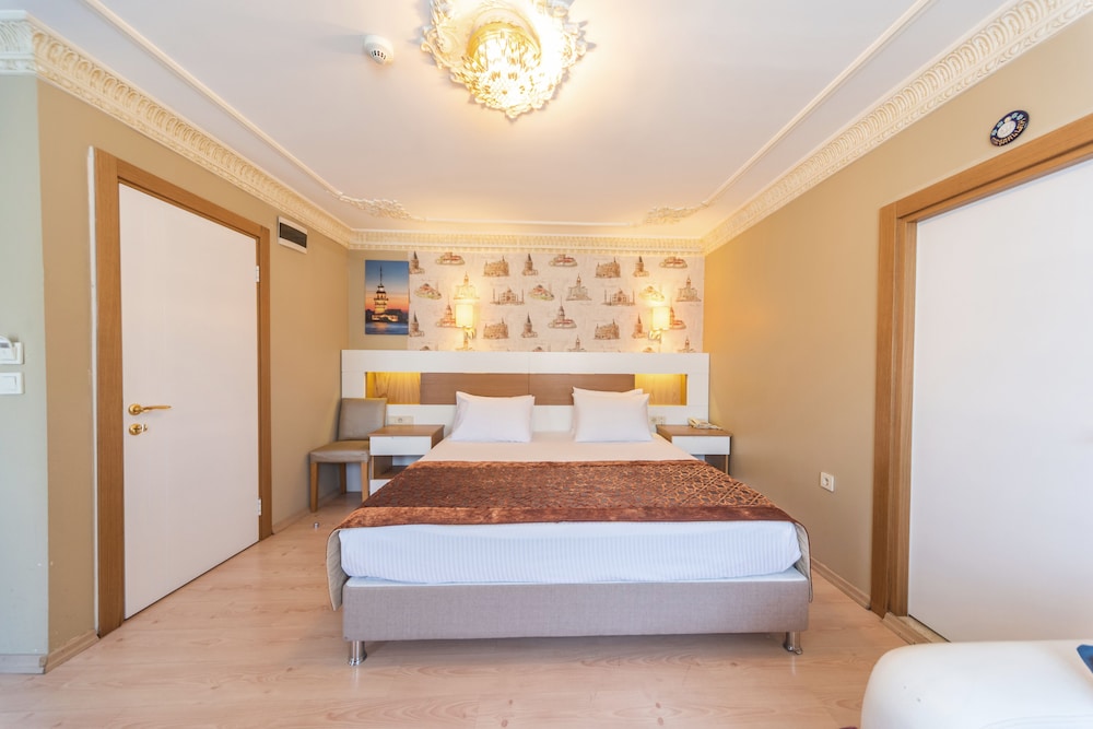 Deluxe Double Room, 1 Bedroom, Non Smoking photo 1