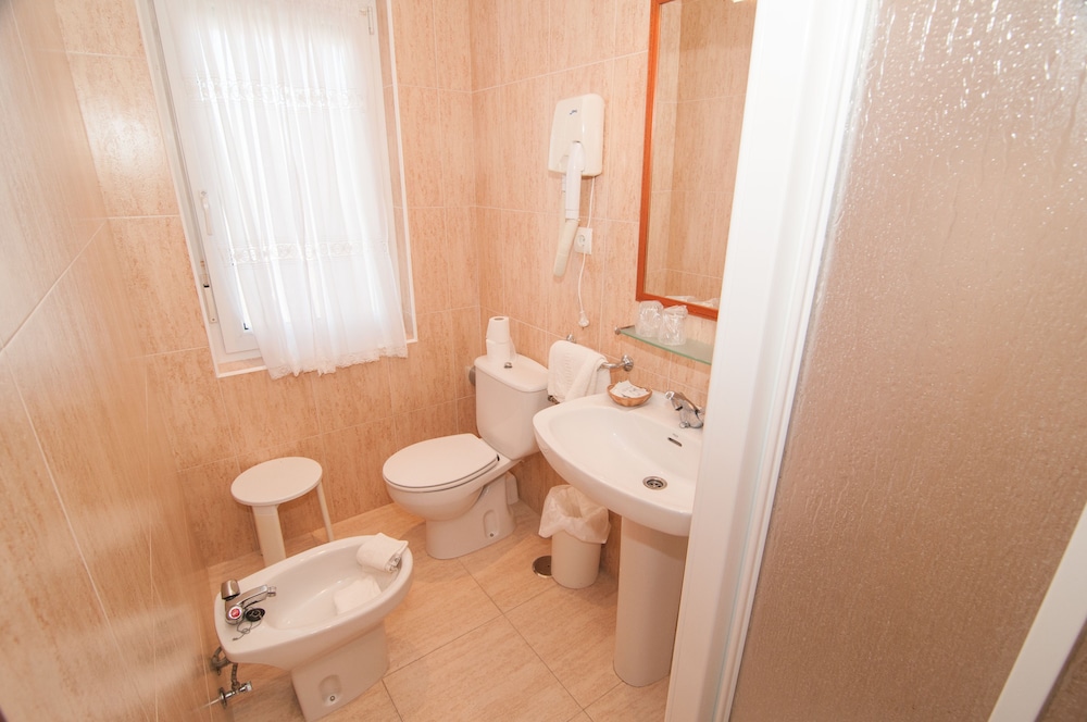 Standard Single Room, Sea View photo 3