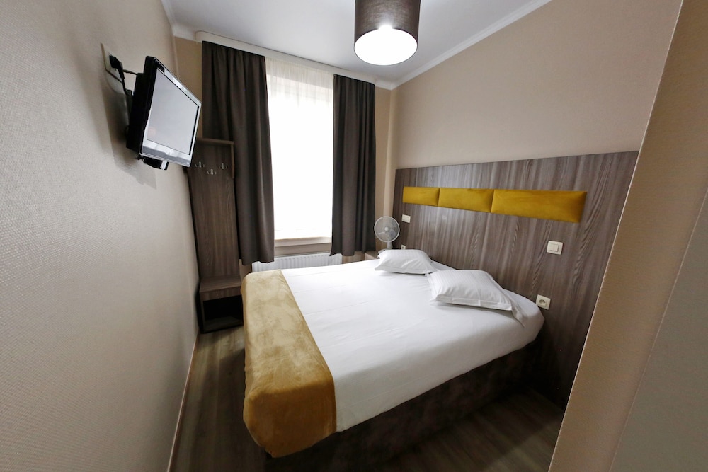 Economy Double Room - Photo 2