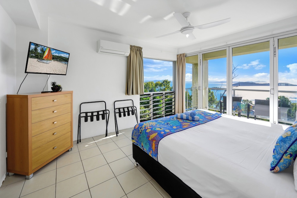 3 Bedroom Apartment Ocean Villa 01 photo 1