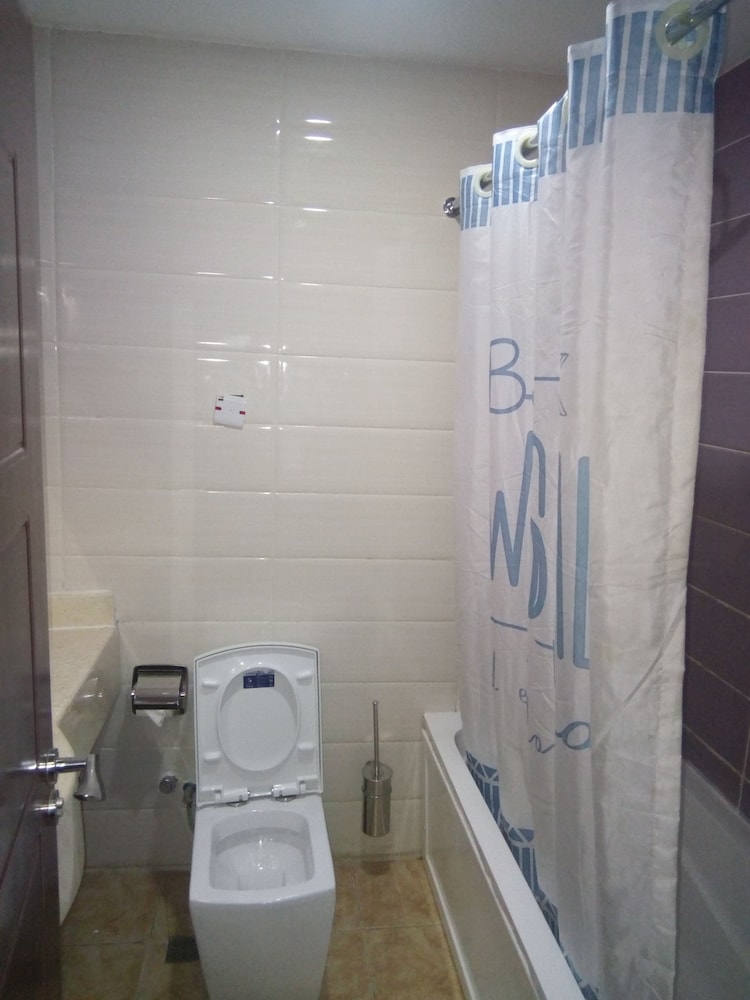 Executive Room - Photo 4