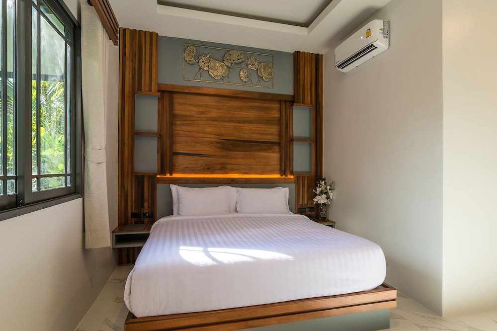 Two-Bedroom Villa - Photo 10
