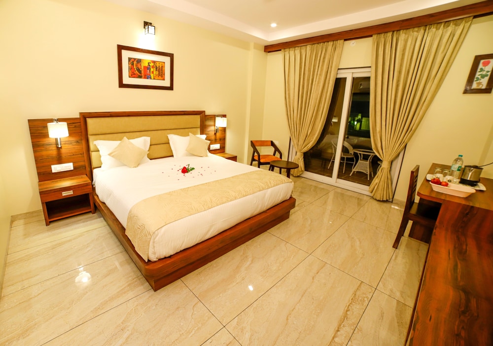 Deluxe Double Room - Photo 1