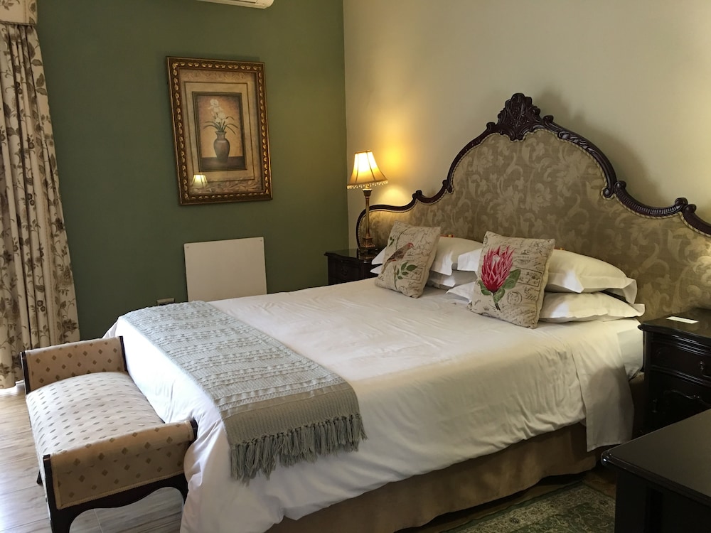 Executive Suite photo 2