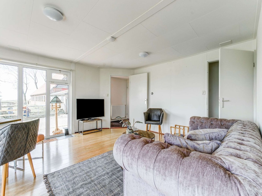 Classic House, Multiple Bedrooms photo 2