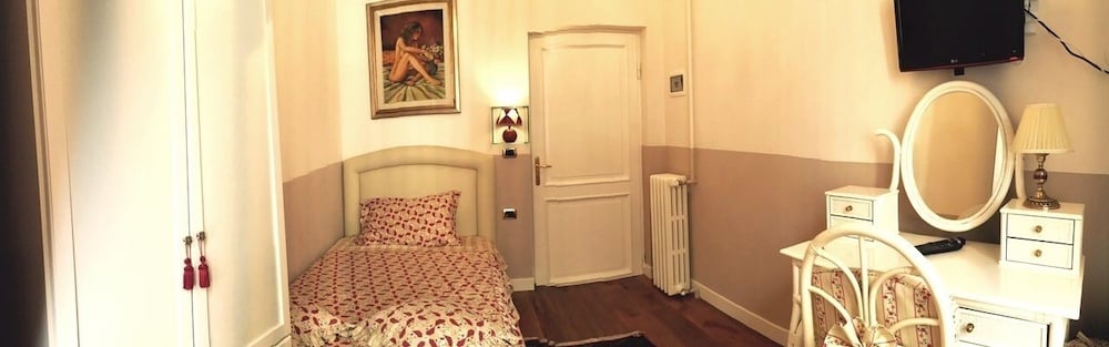 Single Room photo 1