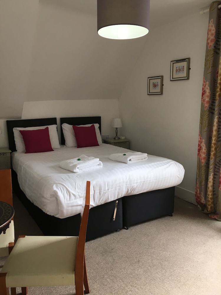 Standard Double or Twin Room, 1 Queen Bed photo 2