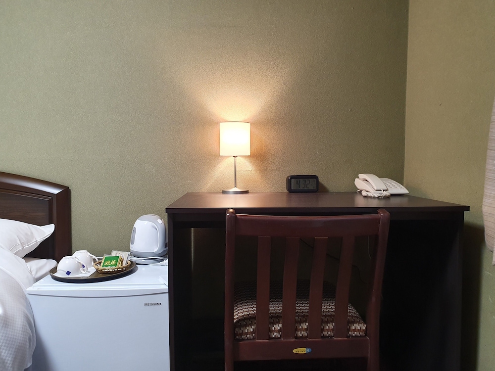 Double Room - Photo 2