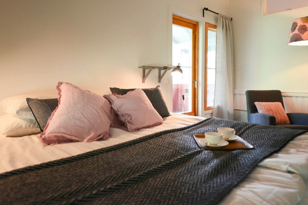 Suite, 2 Bedrooms, Sauna photo 3