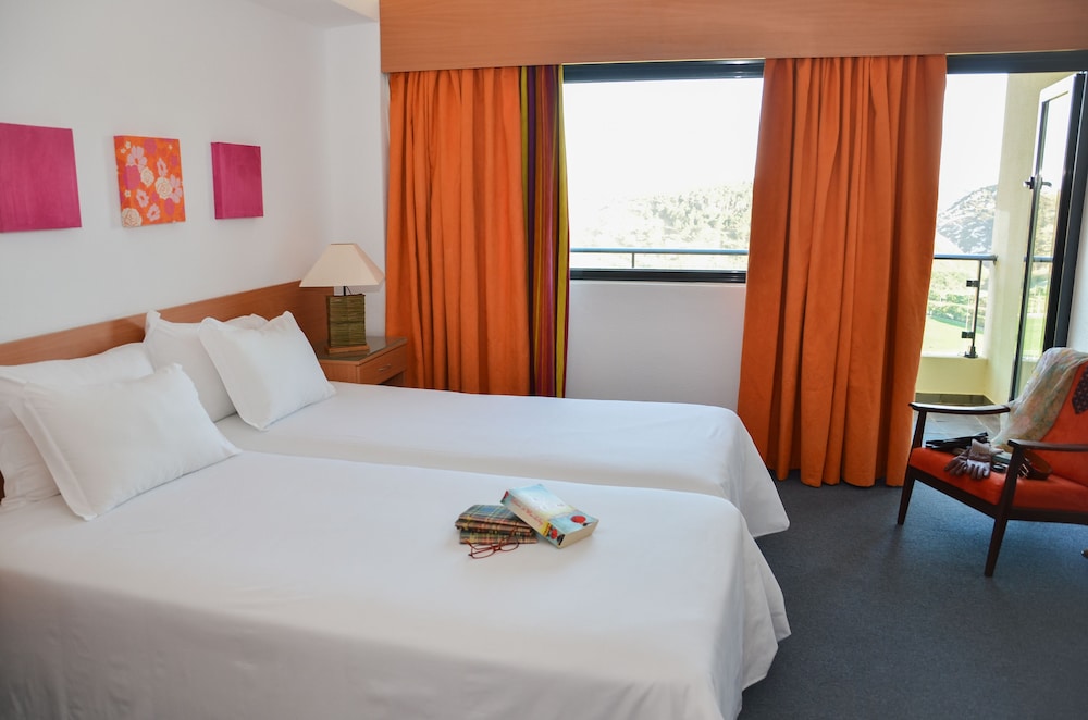 Twin Room, Mountain View - Photo 4