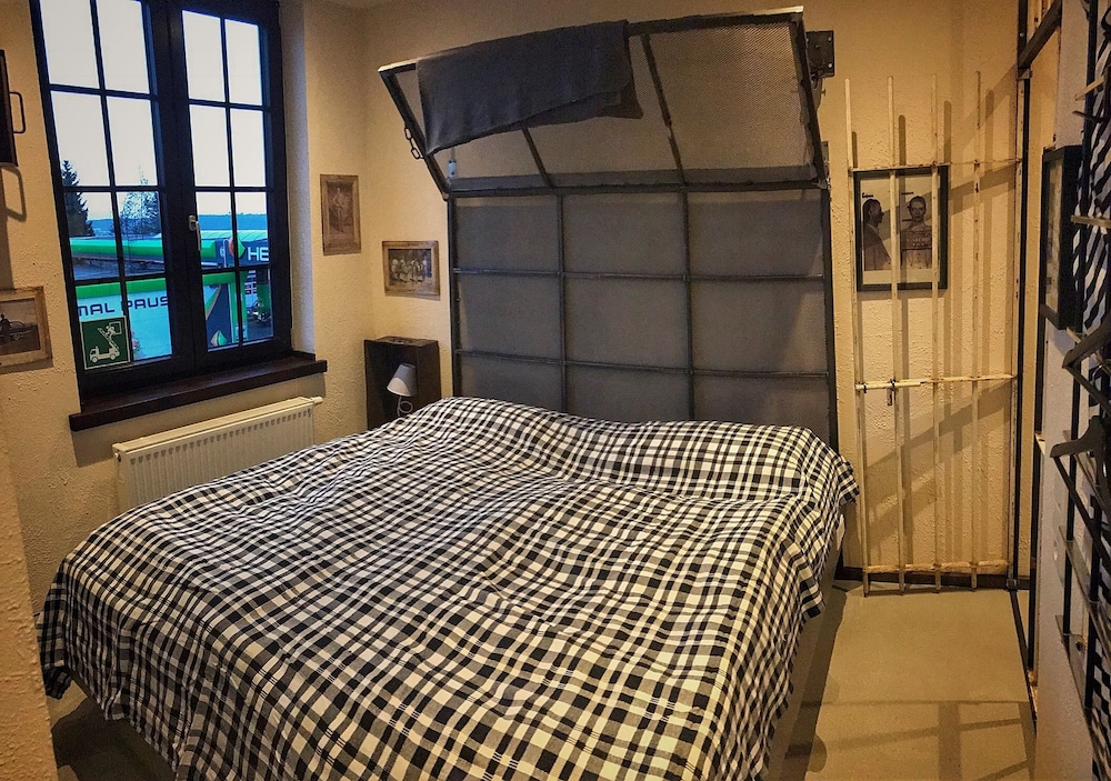Basic Single Room, Non Smoking photo 1