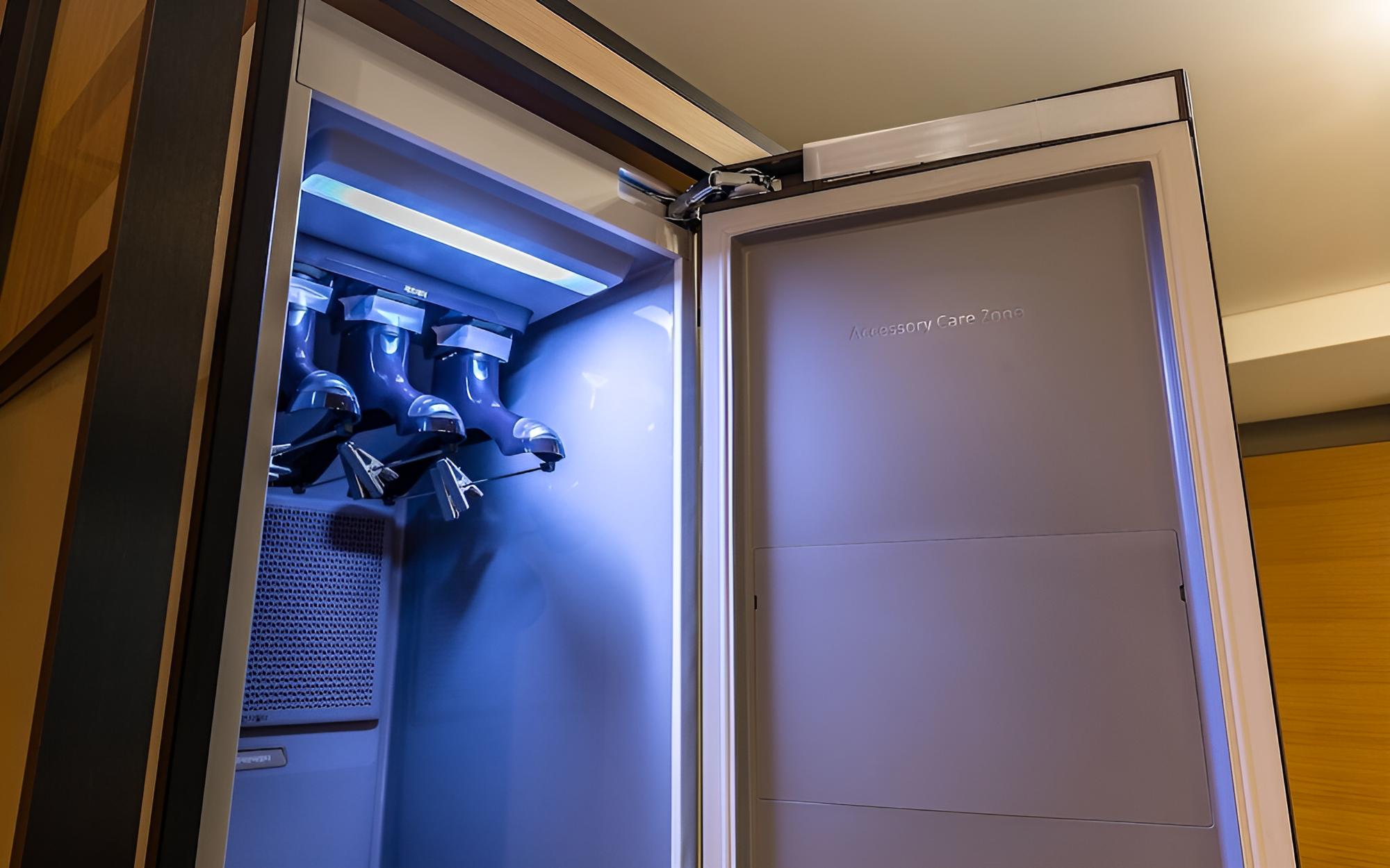 Room (VIP (Massage Chair Hard Drive-Less PC) photo 1