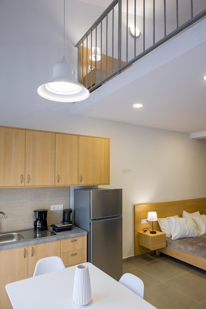 Apartment, Accessible, Smoking