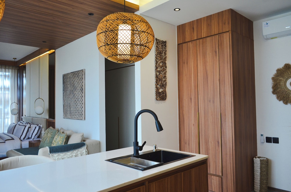 Premium Studio, Kitchen, Garden View