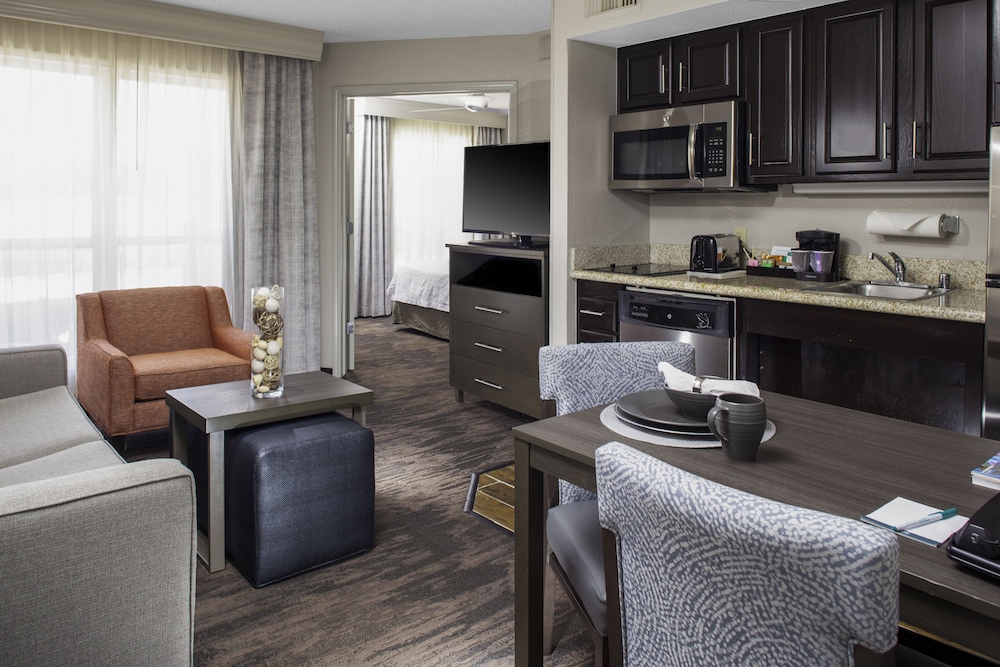 Room, 1 Double Bed, Accessible (Roll-In Shower)