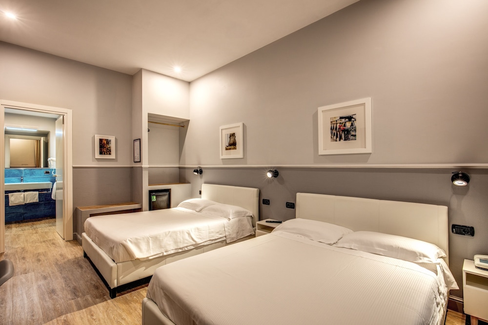 Economy Double or Twin Room - Photo 8