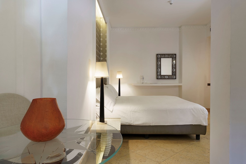 Superior Double or Twin Room - Photo 4