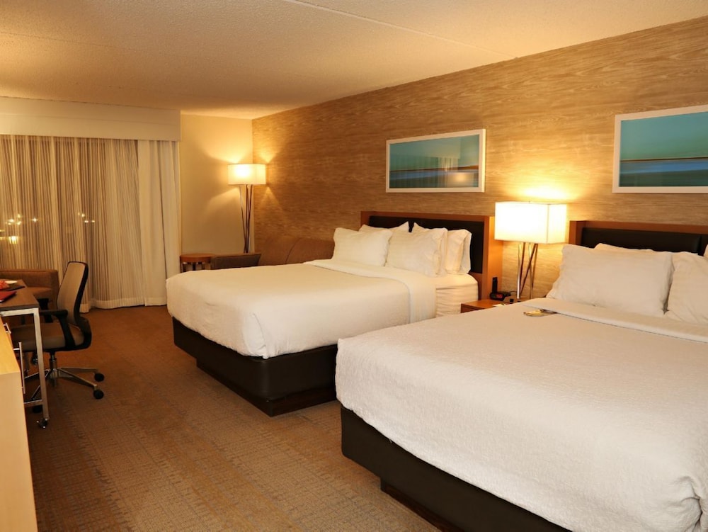 Junior Studio Suite, 2 Queen Beds, Non Smoking, Kitchenette - Photo 2