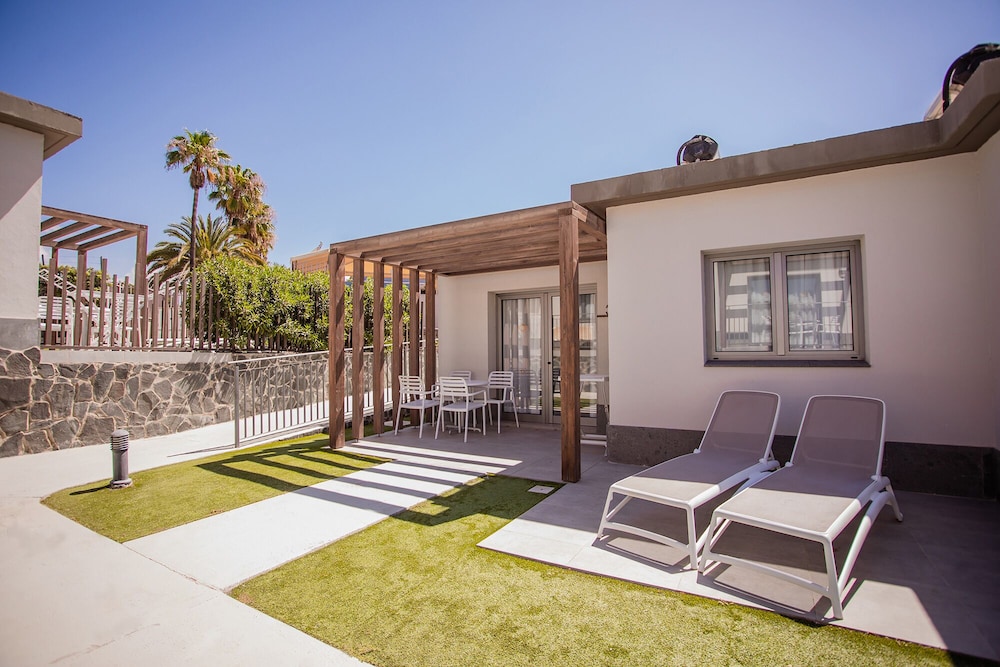 Superior Bungalow, 1 Bedroom (2 Adults)