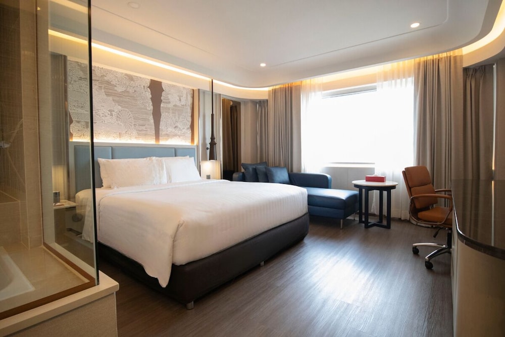 Deluxe Room, 1 King Bed, River View (Premier)