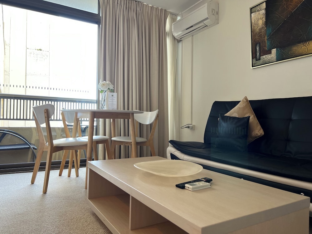 Design Studio, Multiple Beds, Non Smoking, Ocean View photo 1