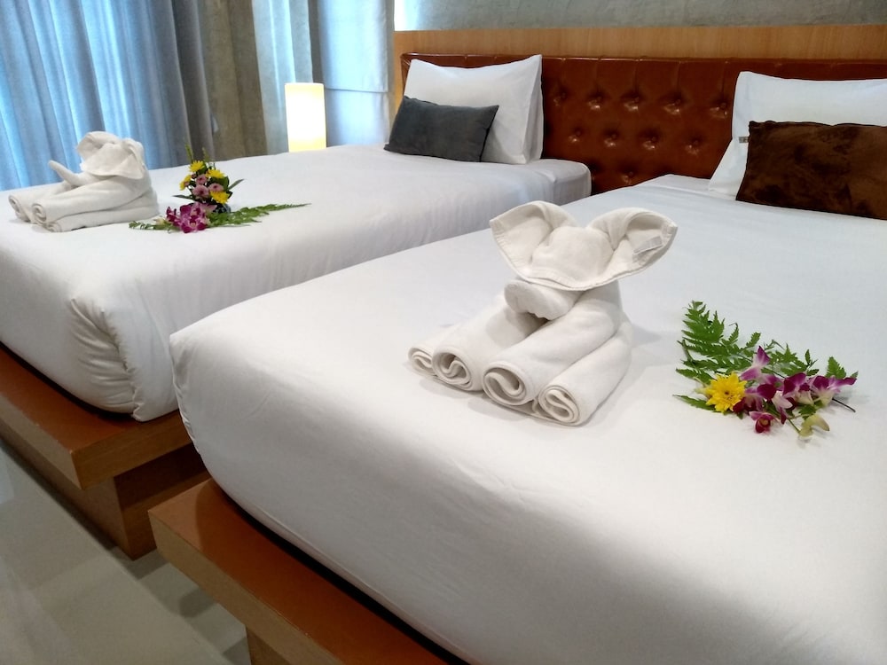 Deluxe Twin Room, 2 Twin Beds, Balcony, Mountain View photo 3