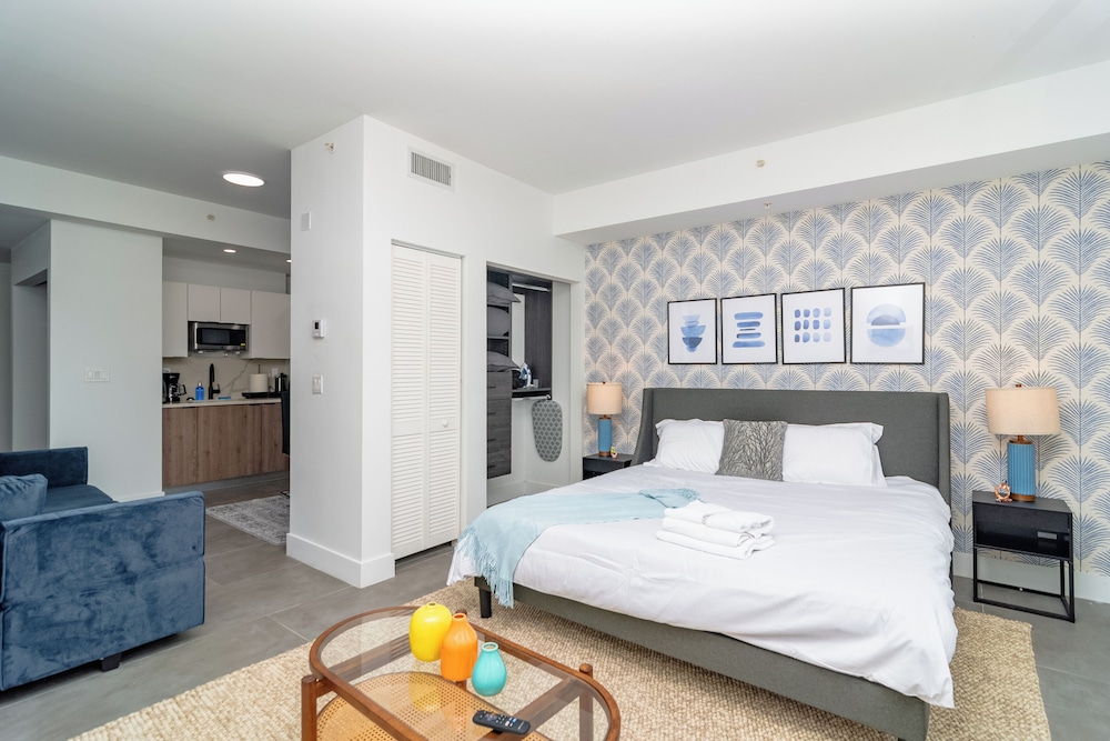 Deluxe Single Room, City View photo 3