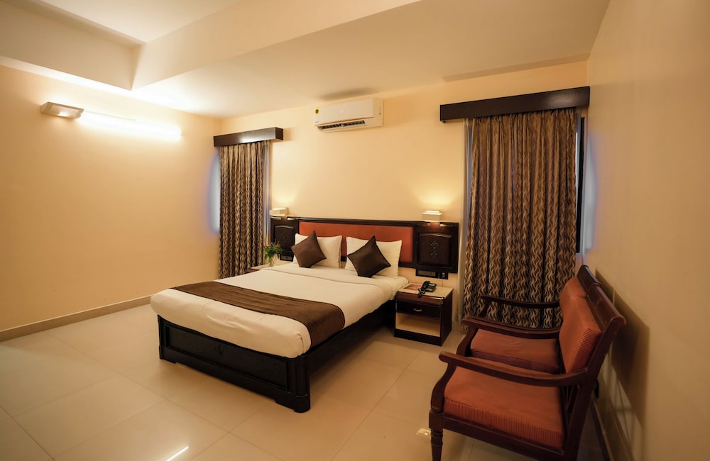 Deluxe Room - Photo 9