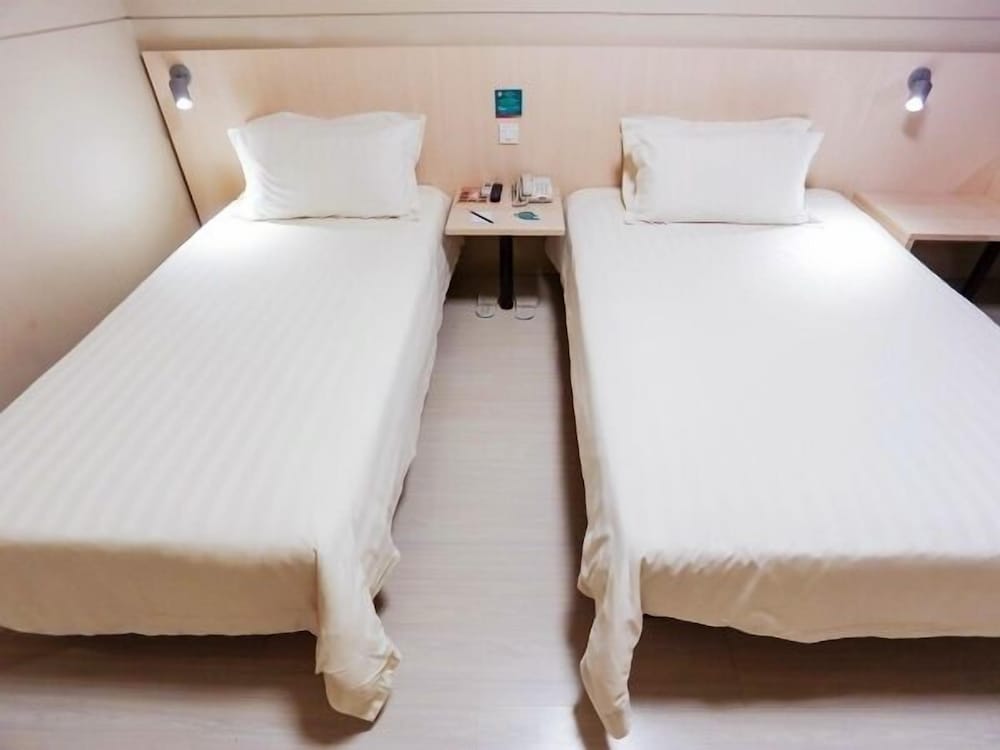 Twin Room (A) photo 2