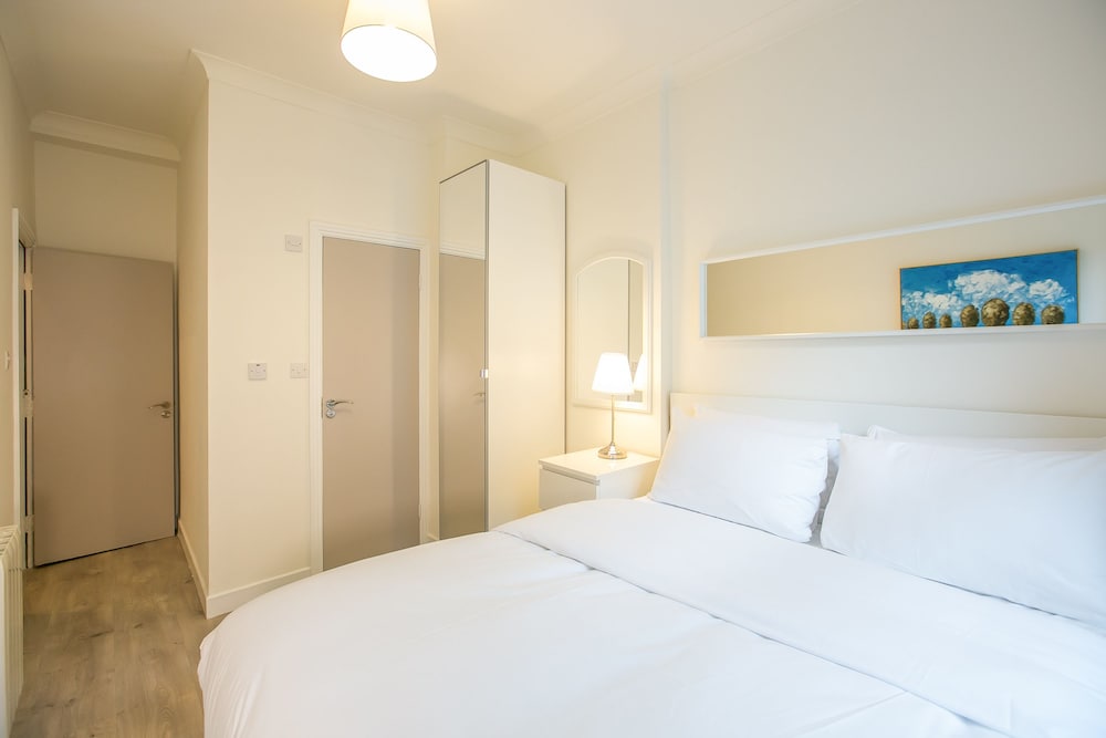Luxury Apartment, 2 Bedrooms, Non Smoking, City View photo 3