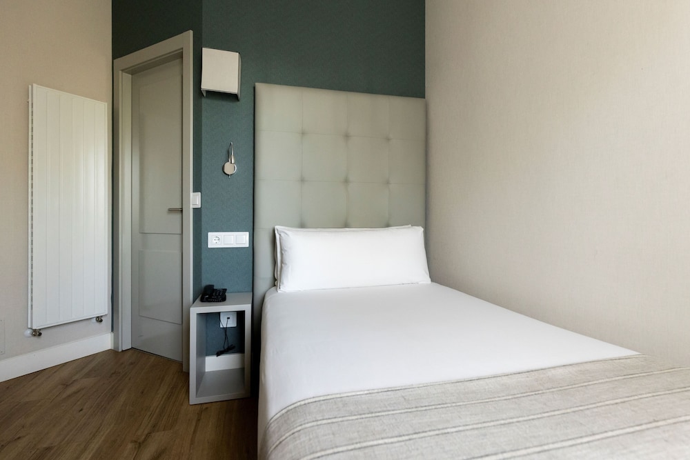 Deluxe Single Room photo 2